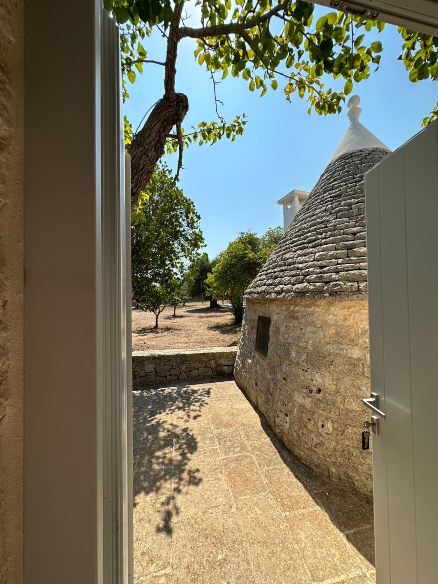 Trullo Claf Villa ออสตูนี ภายนอก รูปภาพ