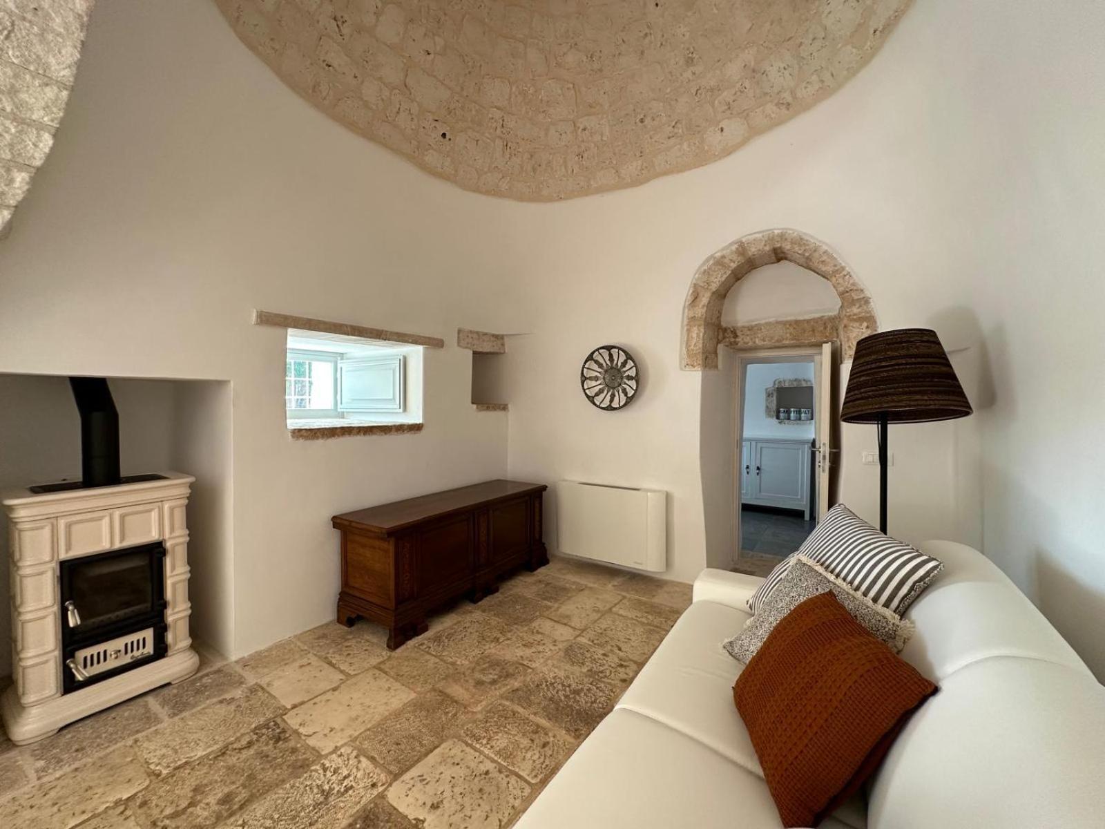 Trullo Claf Villa ออสตูนี ภายนอก รูปภาพ